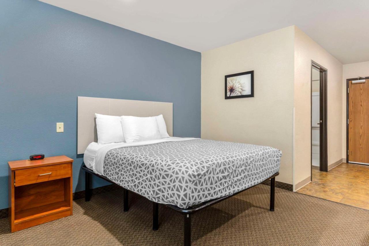Woodspring Suites Raleigh Garner Edmondson Экстерьер фото