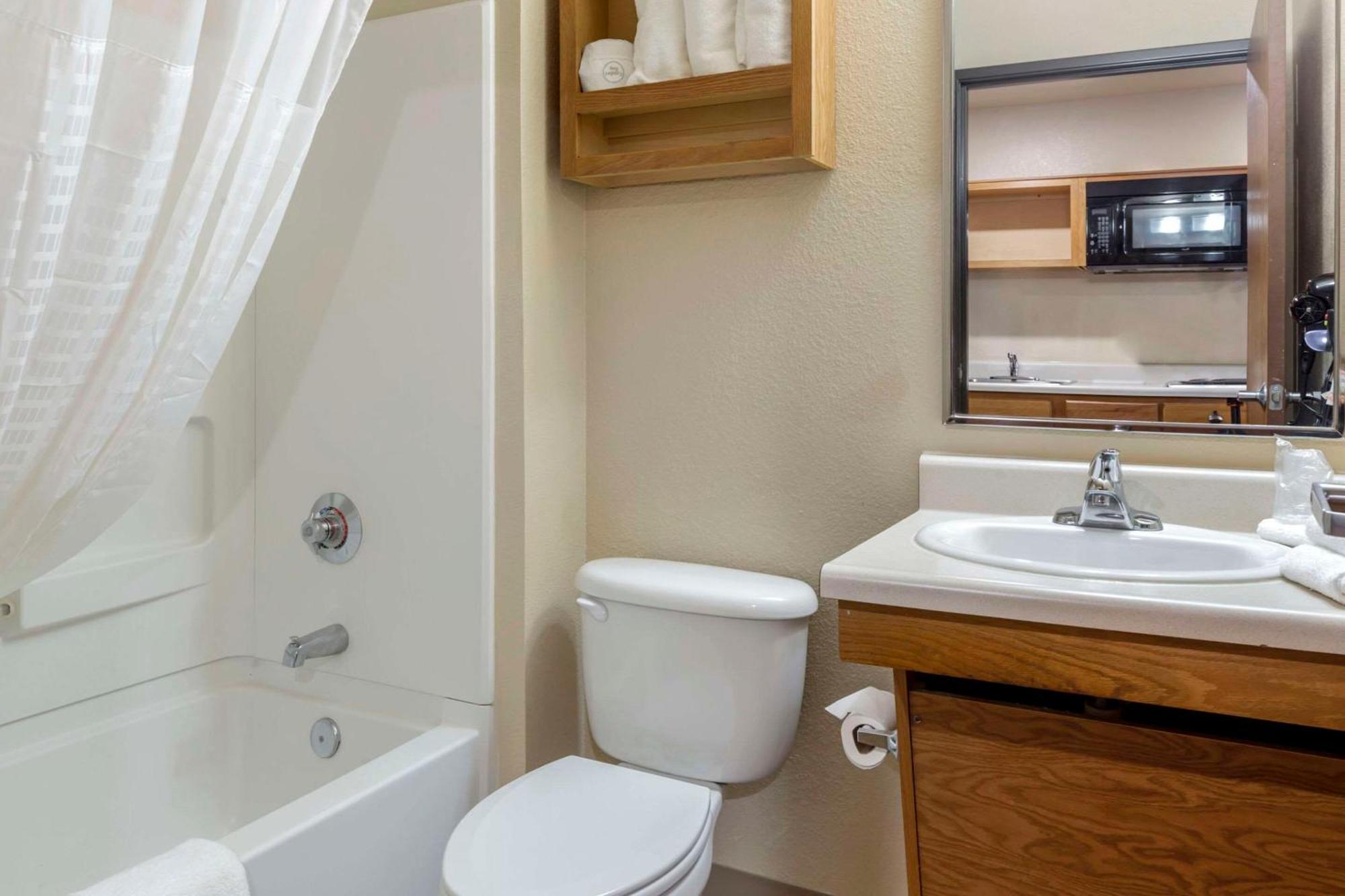 Woodspring Suites Raleigh Garner Edmondson Экстерьер фото